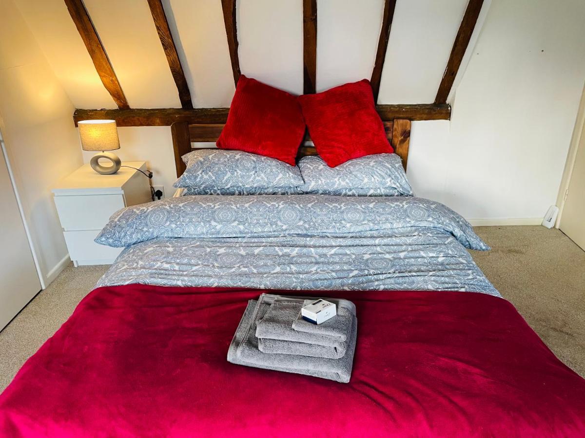 Charming Town Centre Character Cottage With Parking ستوماركت المظهر الخارجي الصورة